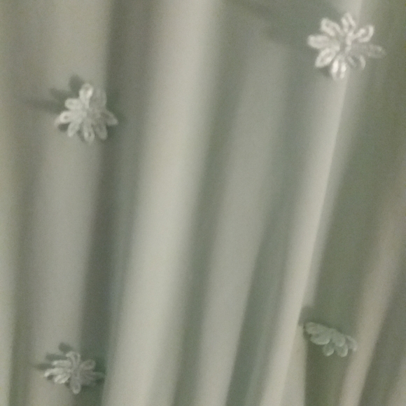 Dress - Picture 3 of 6